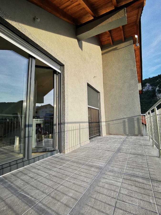 Apartmani Anamaria 亚伊采 外观 照片